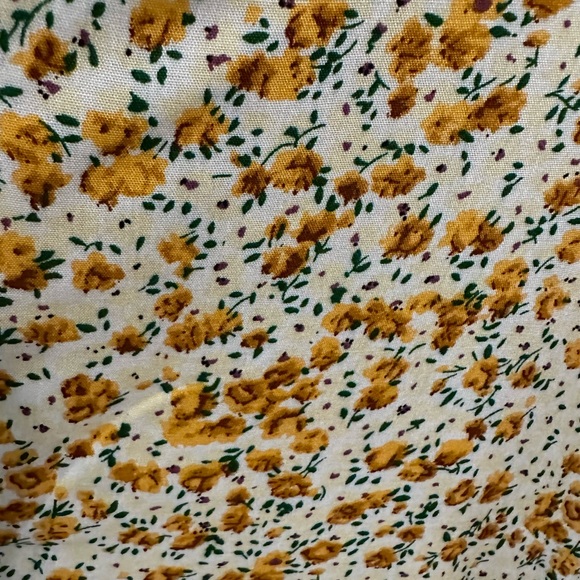 Easel tiered tunic - Picture 6 of 7